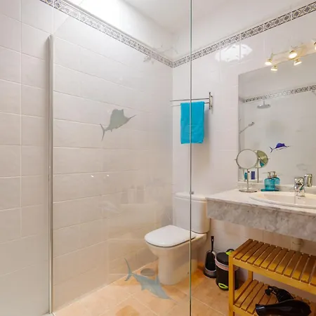 234 - Reinosa By Now Ltd פלאיה בלנקה