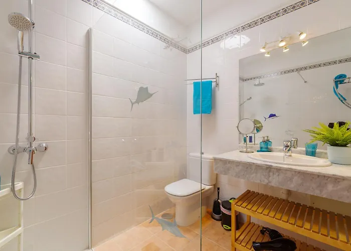 234 - Reinosa By Now Ltd Playa Blanca (Lanzarote)